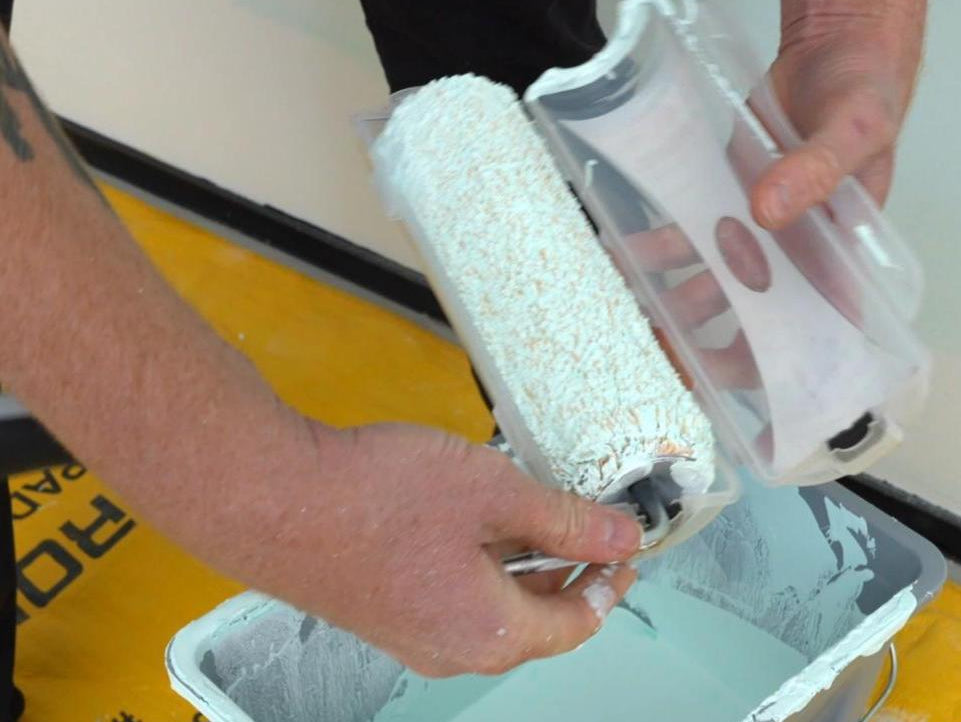 How to Store a Paint Roller Overnight