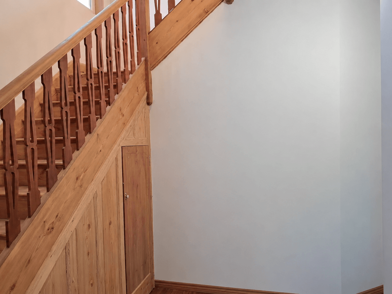 How to Paint Stair Railing