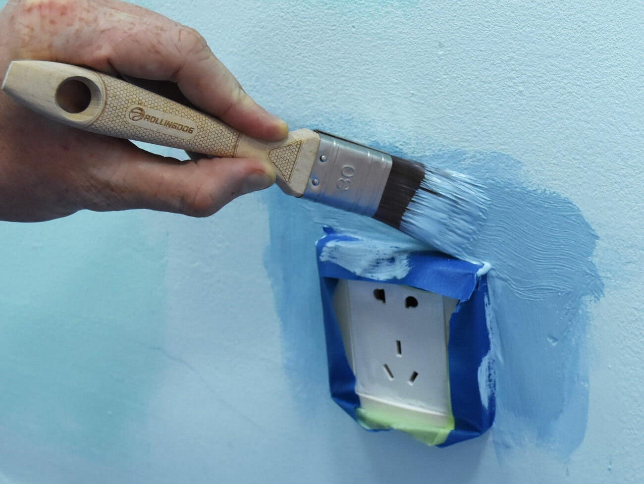 How to Paint Around a Light Switch