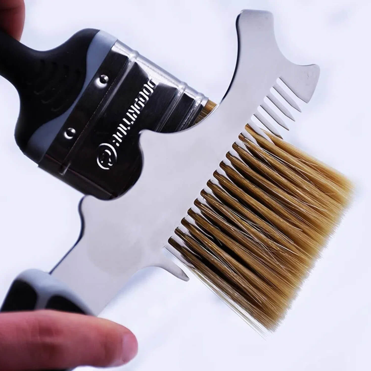 ROLLINGDOG 4-in-1 cleaner comb removing dried paint from paint brush bristles