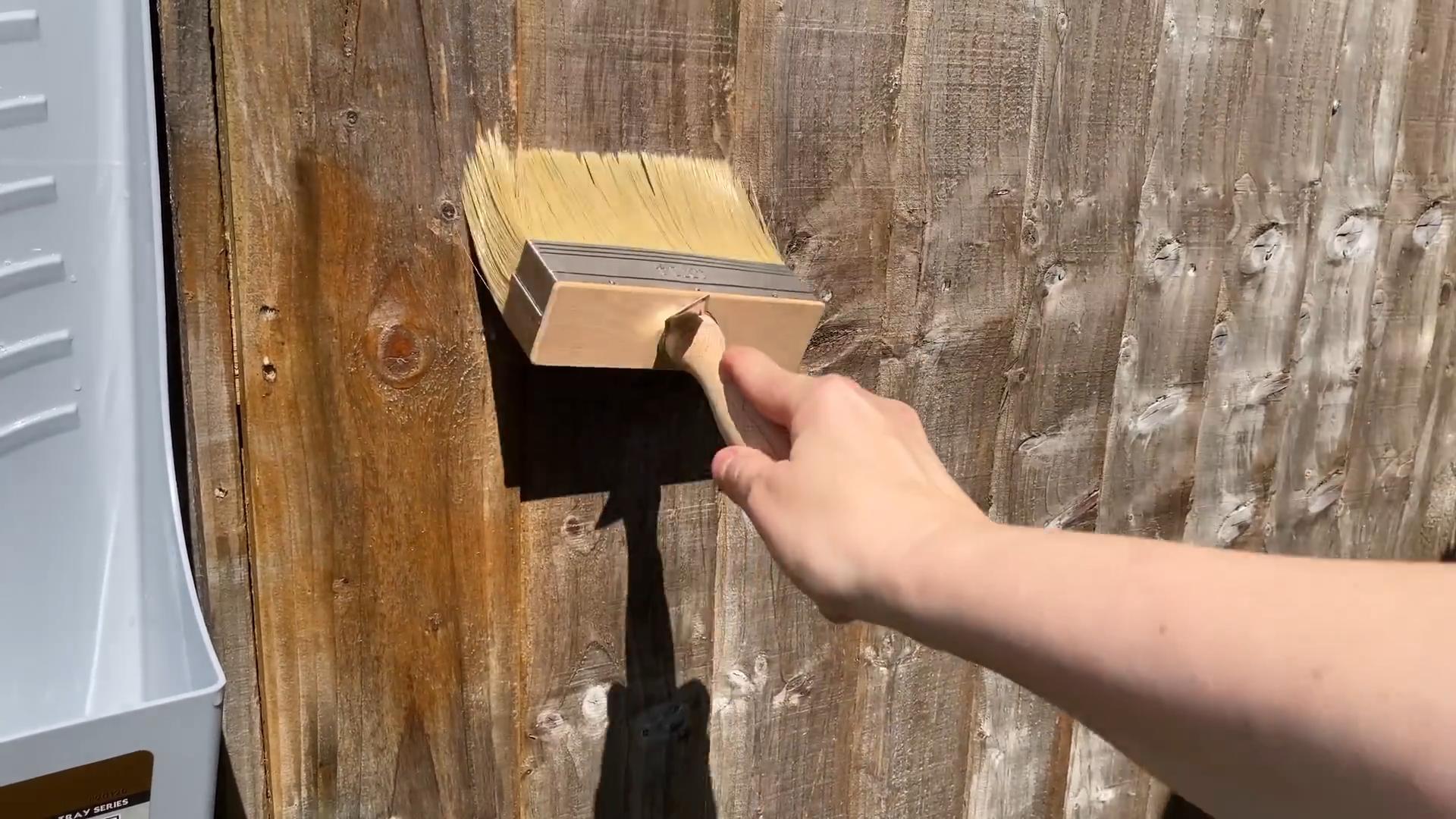 How to Paint a Wooden Fence